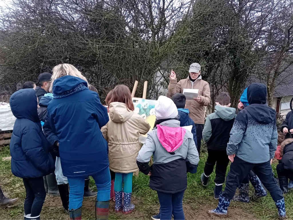 Plantation Breizh bocage avec les scolaires à Tréflez