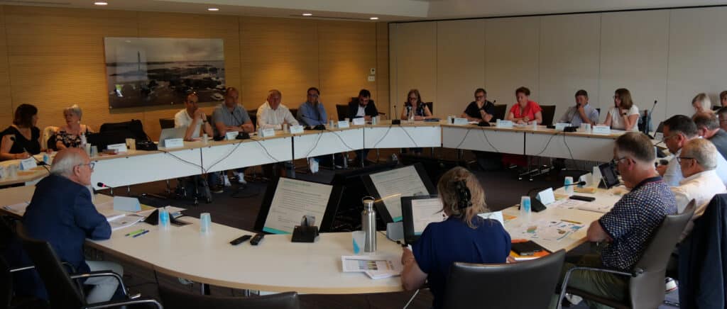 Les membres du Comité syndical réunis en plénière le 28 mai 2026.
